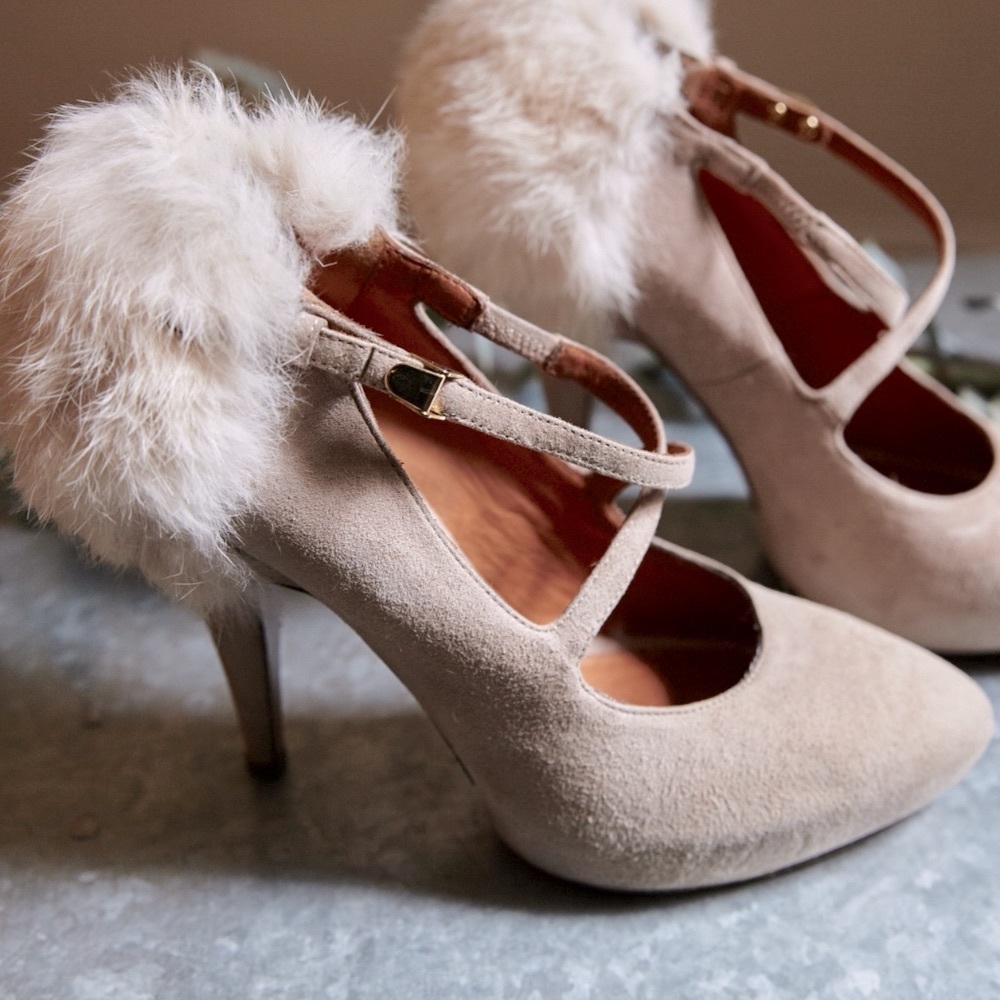 GIVENCHY - New Suede Mink Criss Cross Pump w/ Fur